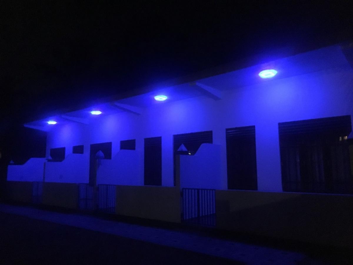 Sea Breeze Hotel Bentota Kültér fotó